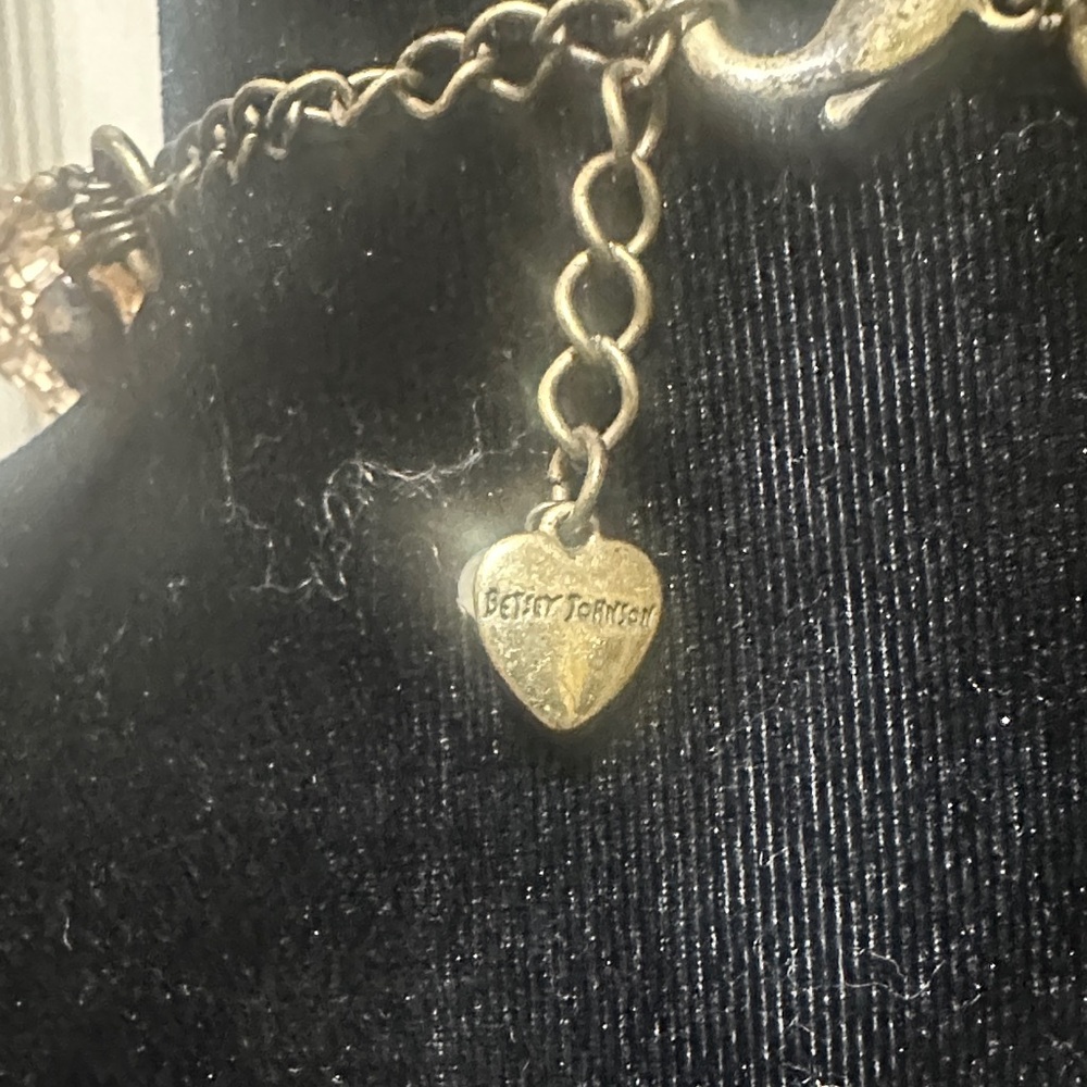 Vintage Betsey Johnson Gold and Pink Bow Necklace - Picture 4 of 4